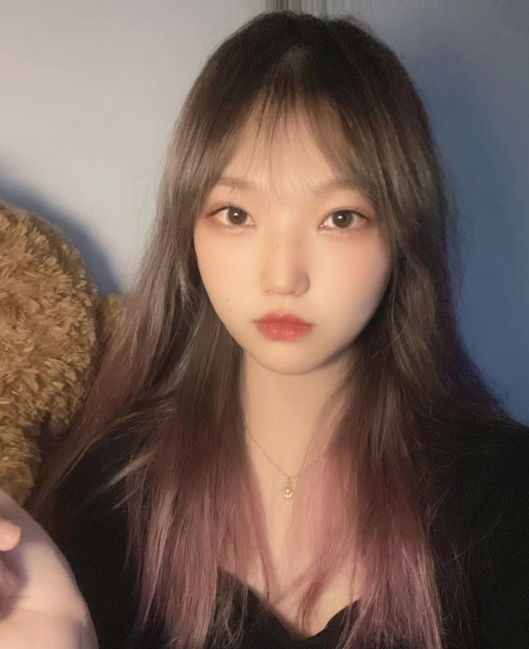 欣悦悦的形象照